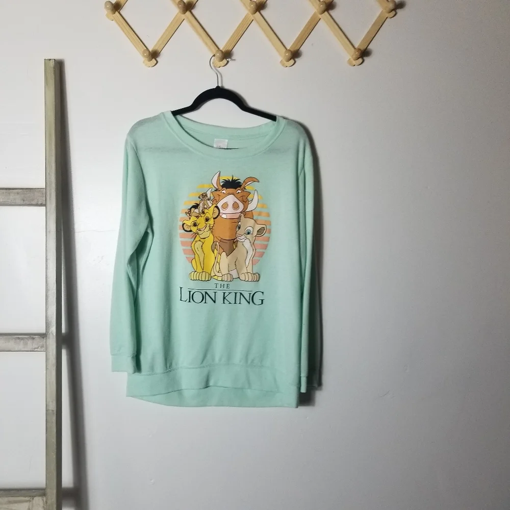 DISNEY LION KING MINT LONG SLEEVE SWEATER SIZE XL